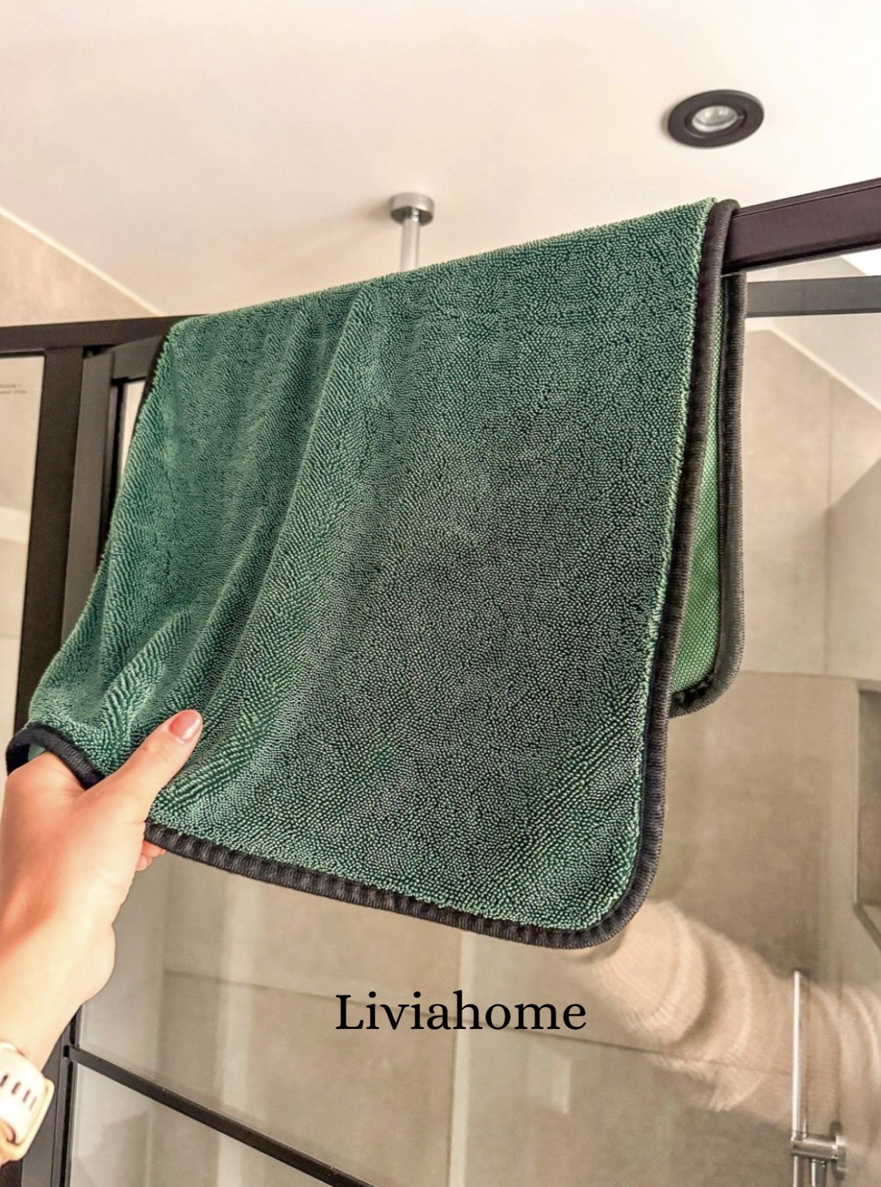 Liviahome Dry towel 40x60 cm Donkergroen